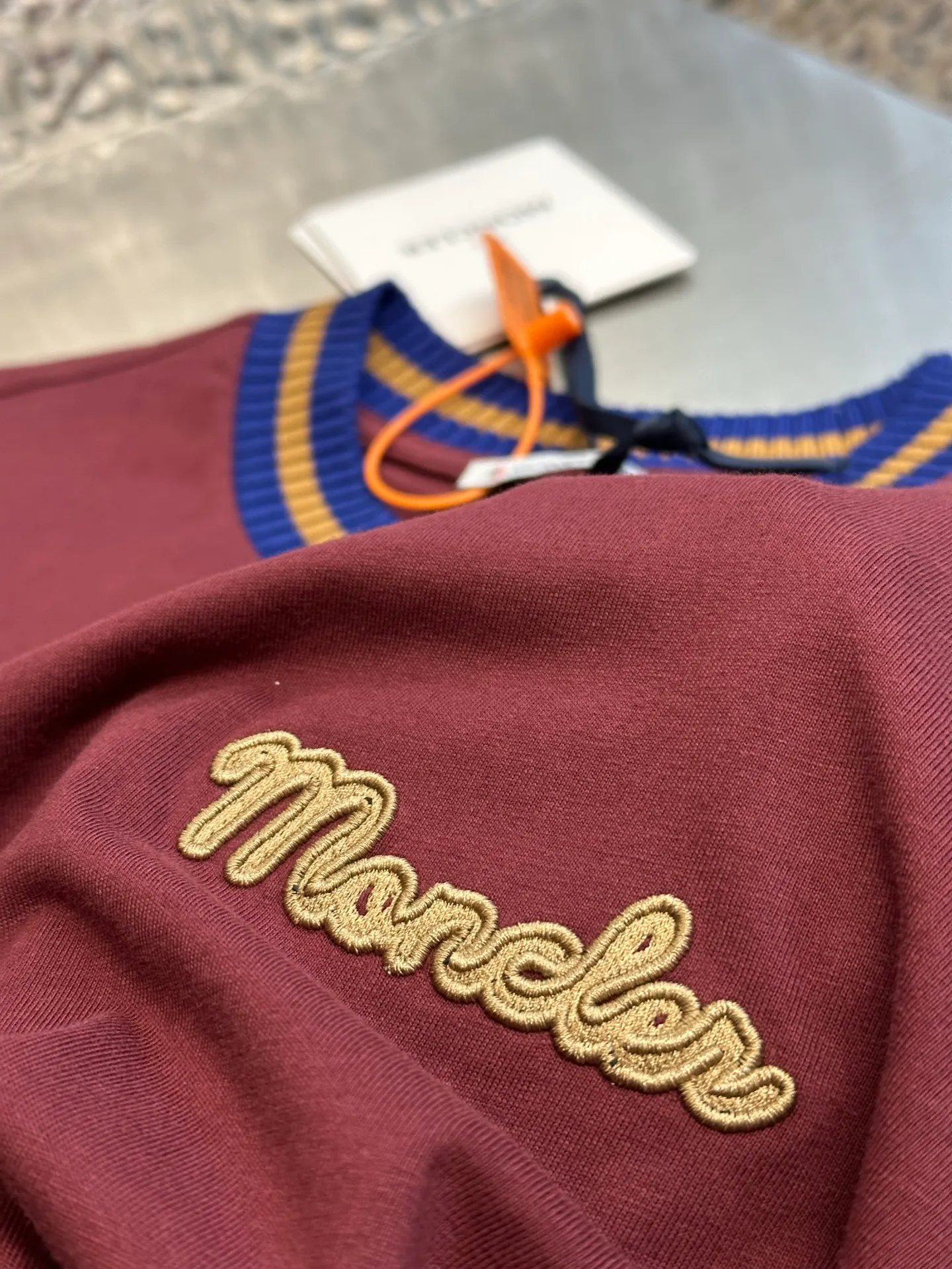 Moncler ， ， Moncler ， ， 。 ， ， Moncler 。 ， ， ， ， ， 。 size：s m l xl